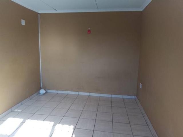 8 Bedroom House in Ngwelezana