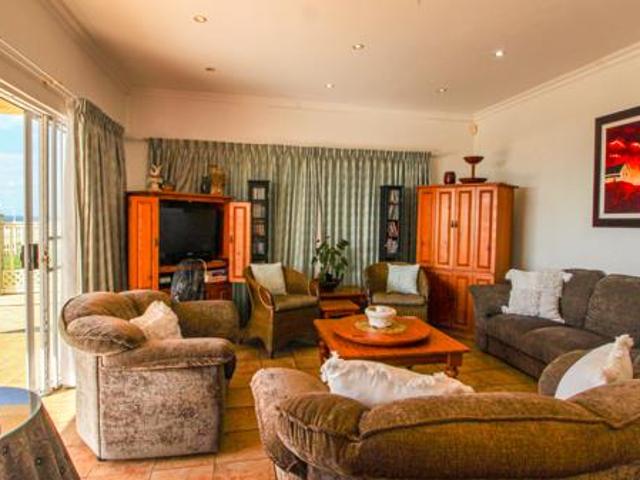 8 Bedroom House in Saint Michaels on Sea