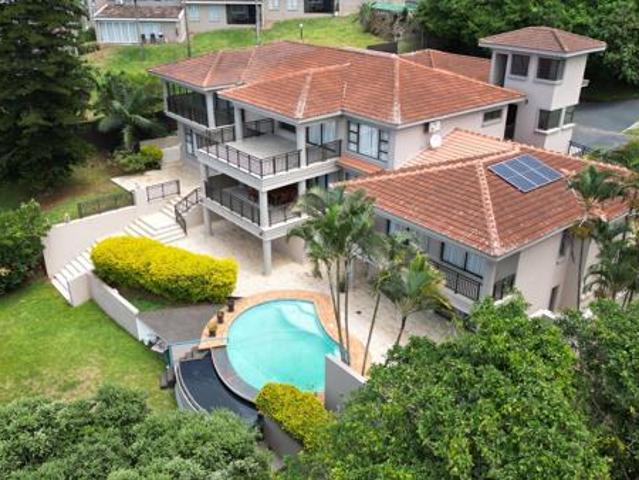 8 Bedroom House in Shakas Rock