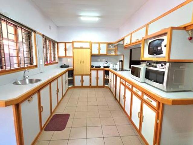 8 Bedroom House in St Lucia