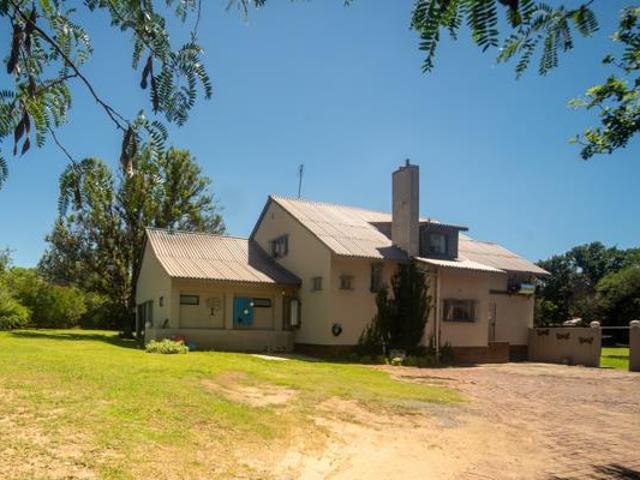 8 Bedroom House in Standerton Central