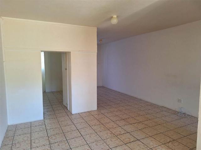 8 Bedroom House in Retief
