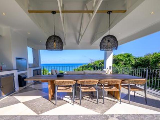 8 Bedroom House in Westbrook