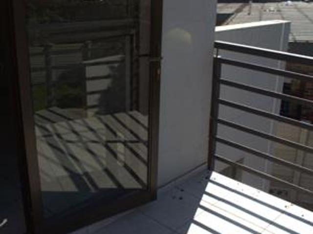 8 Bedroom House in Universitas