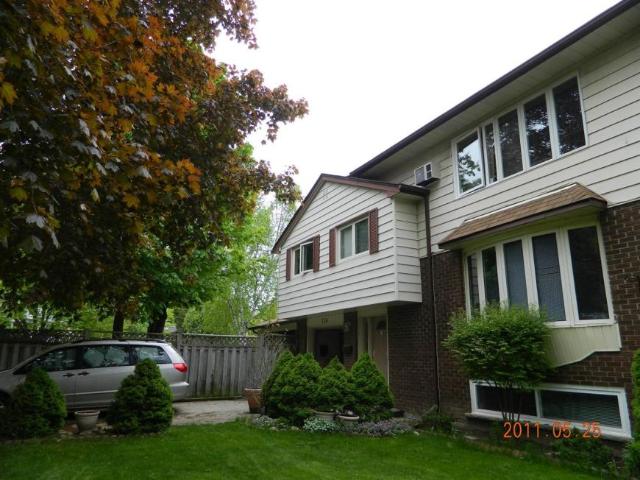8 Bedroom House Waterloo ON LS100386611