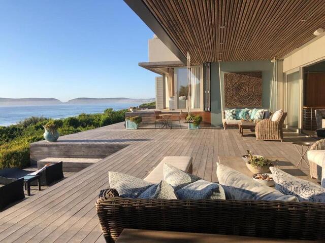 8 bedroom, Plettenberg Bay Western Cape 79448565