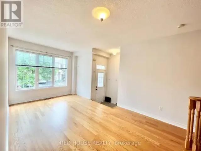 8 Bedroom Townhouse Vaughan ON 103695328