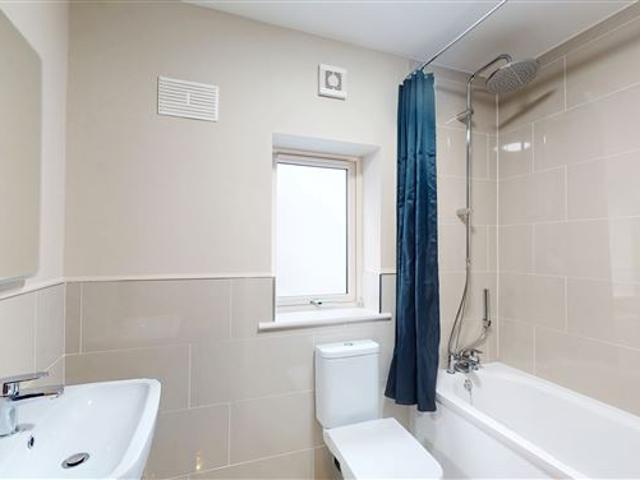 8 Beresford Court, Donabate, County Dublin Robertson Estate Agents 4899 MyHome. Ie Residential
