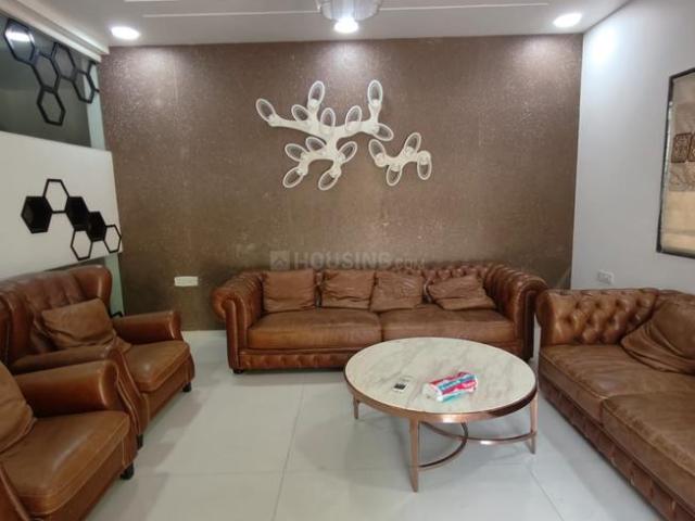 8 BHK Villa in Thaltej for resale Ahmedabad. The reference number is 19832544
