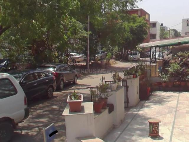 8 BHK Independent House in Sector 20 for resale Chandigarh. The reference number is 17611481