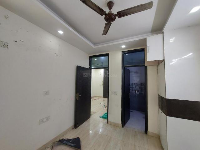 8 BHK Independent House in Sector 8 Dwarka for resale New Delhi. The reference number is 18790526