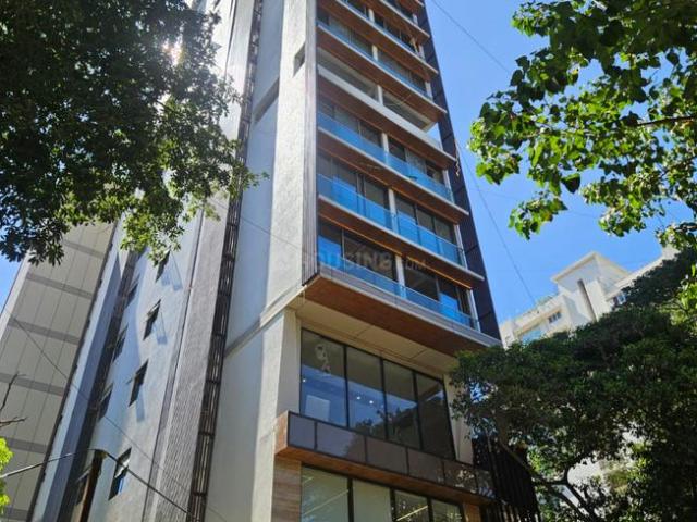 8 BHK Penthouse in Khar West for resale Mumbai. The reference number is 20023788