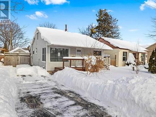 8 Birch Crescent, Ajax, ON, L1S 1X4 house for sale | Listing ID E11978 | Royal LePage