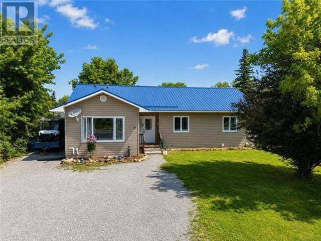 8 Blake, Little Current, ON, P0P 1K0 house for sale | Listing ID 2129 | Royal LePage