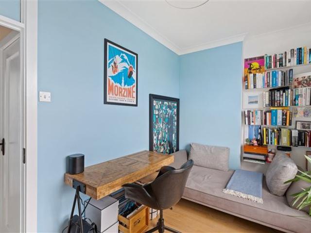 8 Brighton House, Brighton Terrace, Sandycove, Co. Dublin DNG Dun Laoghaire 4927 MyHome. Ie Residential