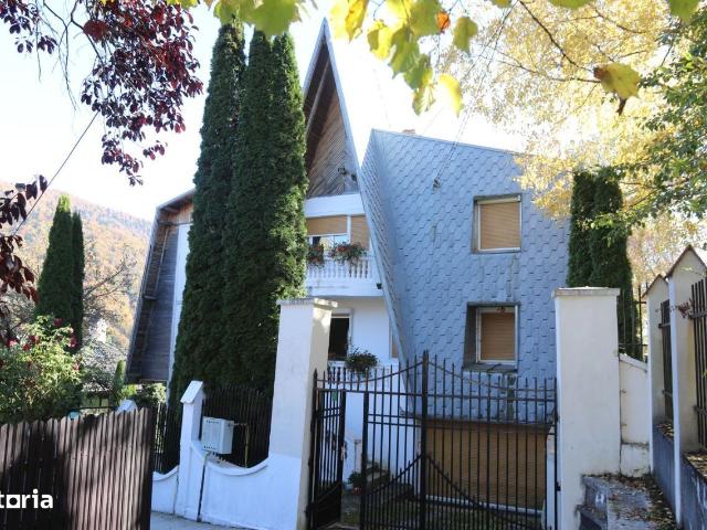 8 camere, casa de vanzare Prahova judet, Sinaia 9237 •