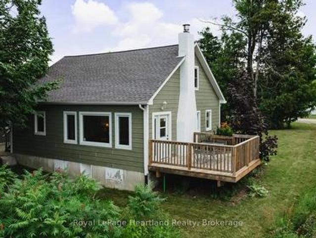 8 Cedar Drive, Bluewater Bayfield, ON, N0M 1G0 house for sale | Listing ID X12086 | Royal LePage