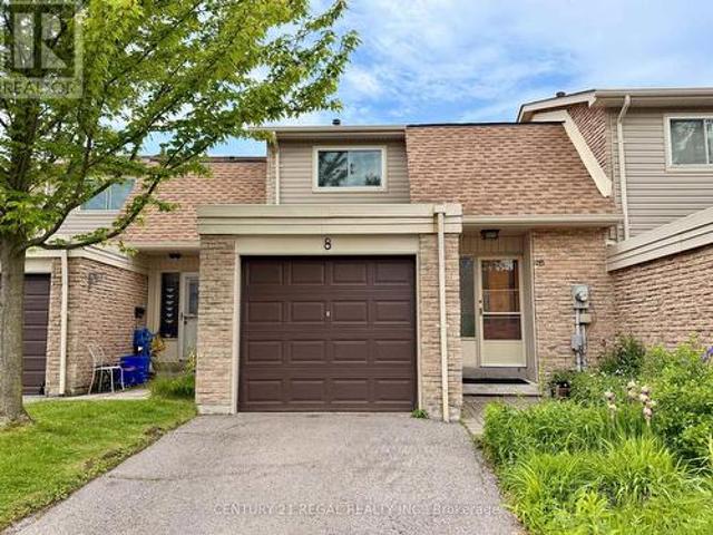 8 Chamberlain Court, Ajax, ON, L1S 3M7 townhouse for sale | Listing ID E13595 | Royal LePage