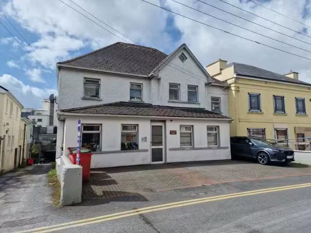 8 Church View Mews, Monksfield, Salthill, Co. Galway, H91YC57.
