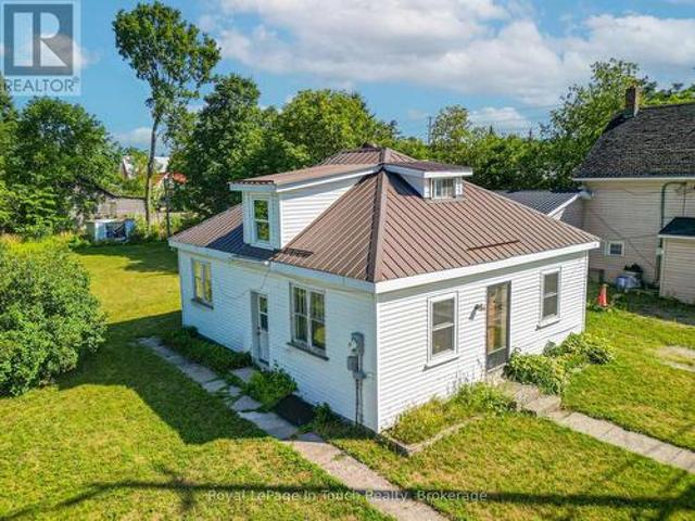 8 Conc 5 Road W, Tiny Wyevale, ON, L0L 2J0 house for sale | Listing ID S13615 | Royal LePage
