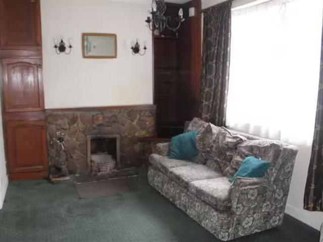8 Dillon St, Tipperary Town, Tipperary, E34 VK82