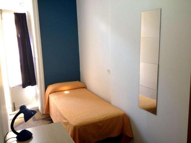 8 Dormitorio Apartamentos Madrid Madrid 104829269