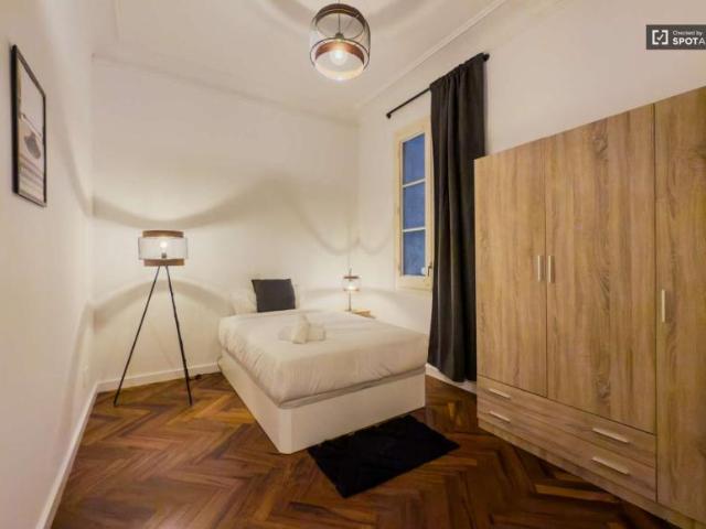 8 Dormitorio Apartamentos Barcelona Barcelona LS101765065