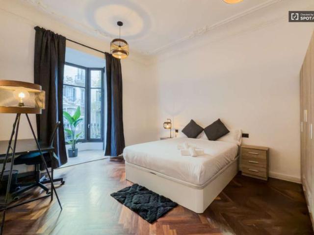8 Dormitorio Apartamentos Barcelona Barcelona LS101812713