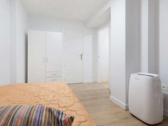 8 Dormitorio Shared Living/Roommate Alicante Alicante 91574928