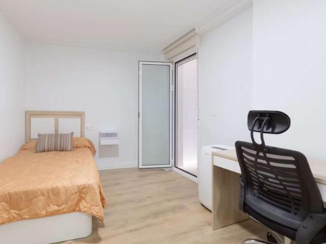 8 Dormitorio Shared Living/Roommate Alicante Alicante 91574933
