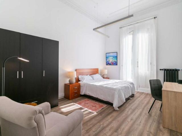 8 Dormitorio Shared Living/Roommate Barcelona Barcelona 100765451