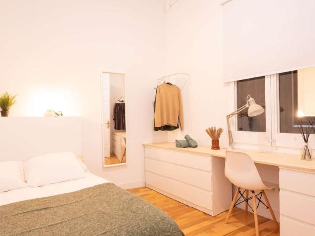 8 Dormitorio Shared Living/Roommate Barcelona Barcelona 101776627