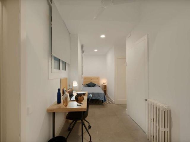 8 Dormitorio Shared Living/Roommate Barcelona Barcelona 102438333