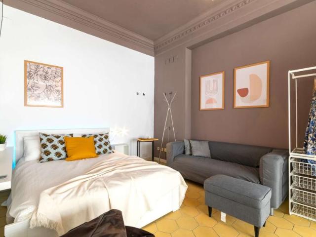 8 Dormitorio Shared Living/Roommate Barcelona Barcelona 92822744