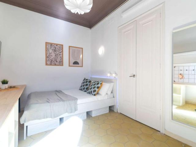 8 Dormitorio Shared Living/Roommate Barcelona Barcelona 92822754
