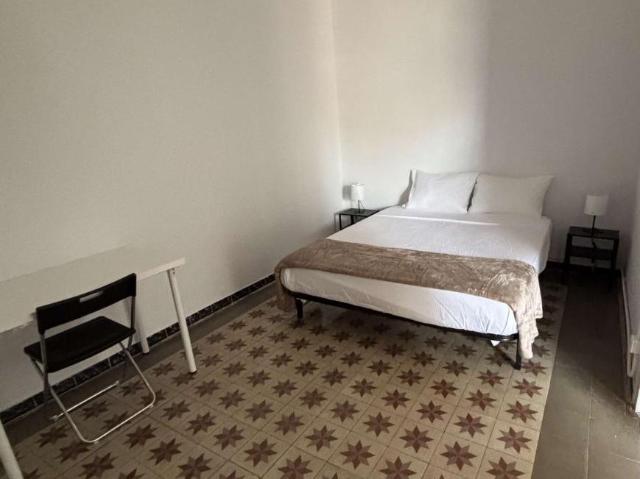 8 Dormitorio Shared Living/Roommate Barcelona Barcelona 96179010