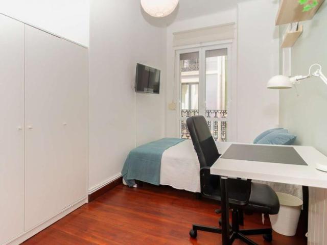 8 Dormitorio Shared Living/Roommate Pamplona Pamplona 104846050