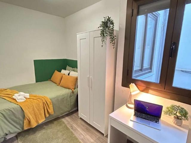 8 Dormitorio Shared Living/Roommate Valencia Valencia LS94952260