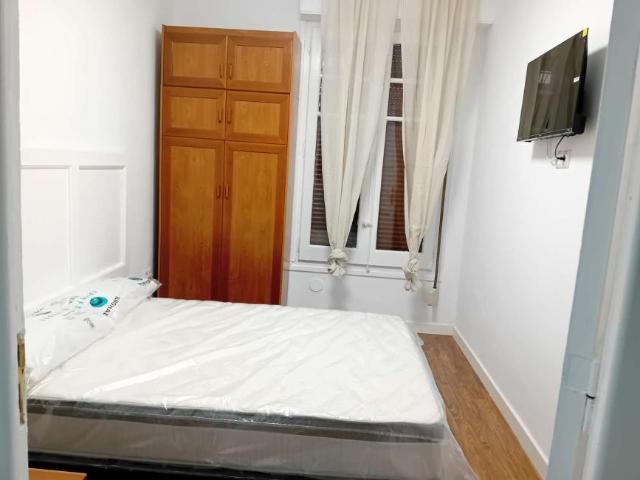 8 Dormitorio Shared Living/Roommate Zaragoza Zaragoza LS95381332