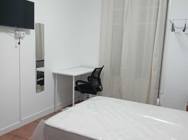 8 Dormitorio Shared Living/Roommate Zaragoza Zaragoza LS95381334