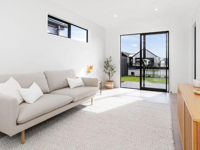 8 Eastman Drive, Halswell, NZ 8025