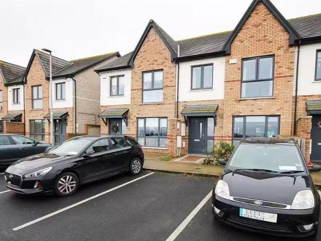 8 Elder Heath Walk, D24, Tallaght, Dublin 24, D24T6KK is for s.