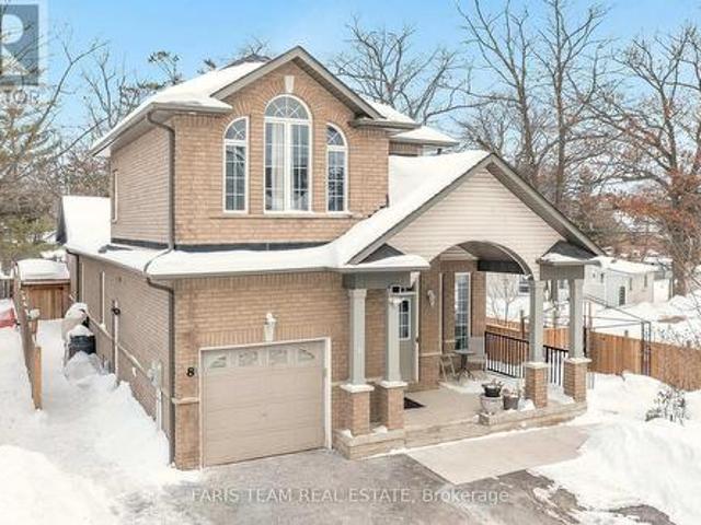 8 Elm Drive, Wasaga Beach, ON, L9Z 2L3 house for sale | Listing ID S11955 | Royal LePage