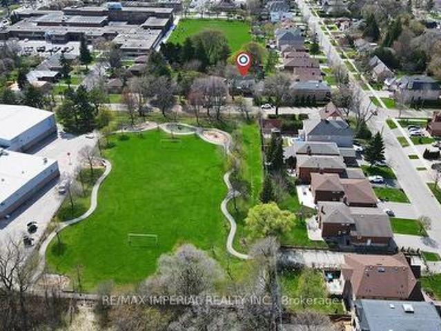 8 Fargo Avenue, Toronto, ON, M2M 1T9 house for sale | Listing ID C13447 | Royal LePage