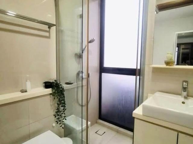 8 Farrer Suites D8, Apartment