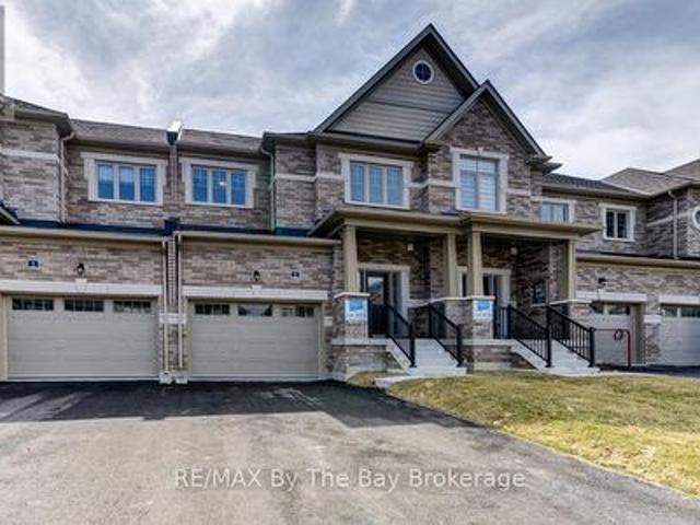 8 Frederica Crescent, Wasaga Beach, ON, L9Z 0N1 house for sale | Listing ID S12091 | Royal LePage