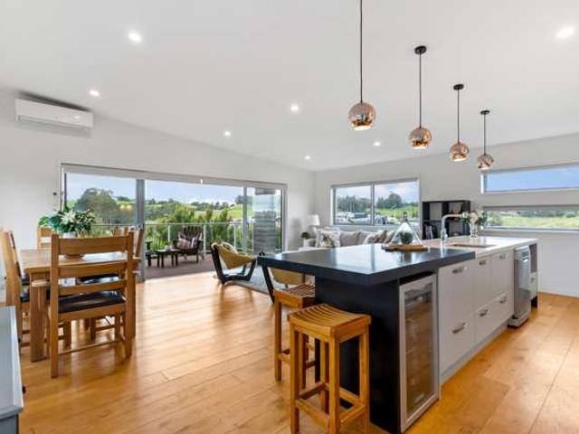 8 George Arthur Place, Pukekohe, Franklin