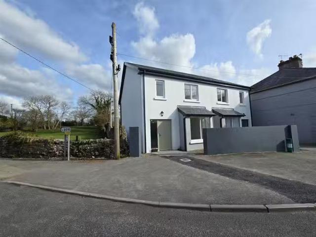 8 George's Street, Sixmilebridge, Co. Clare