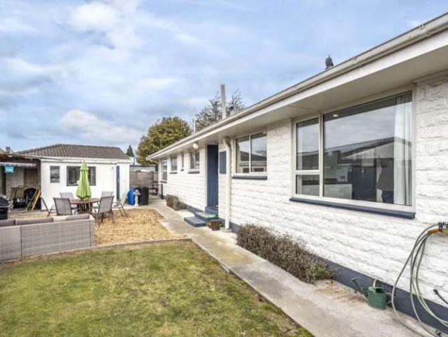 8 Gibbs Drive, Woodend, Waimakariri