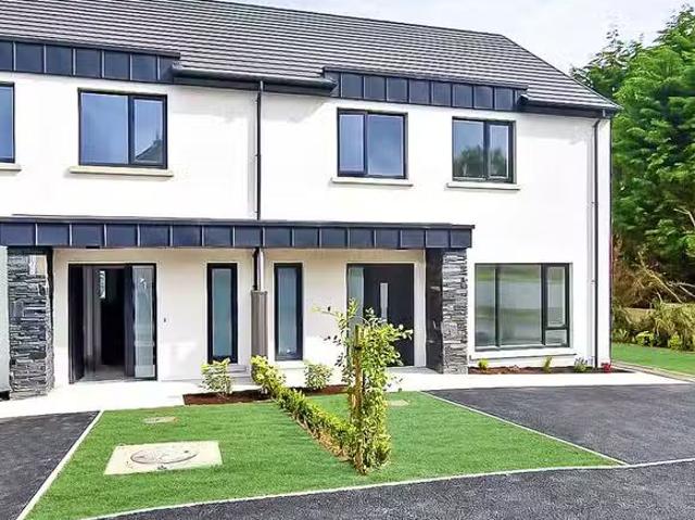 8 Gleann Glas, Letterkenny, Co. Donegal is for sale
